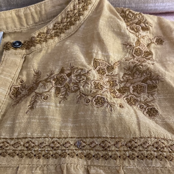 St. John’s bay Embroidered shirt - Picture 7 of 12